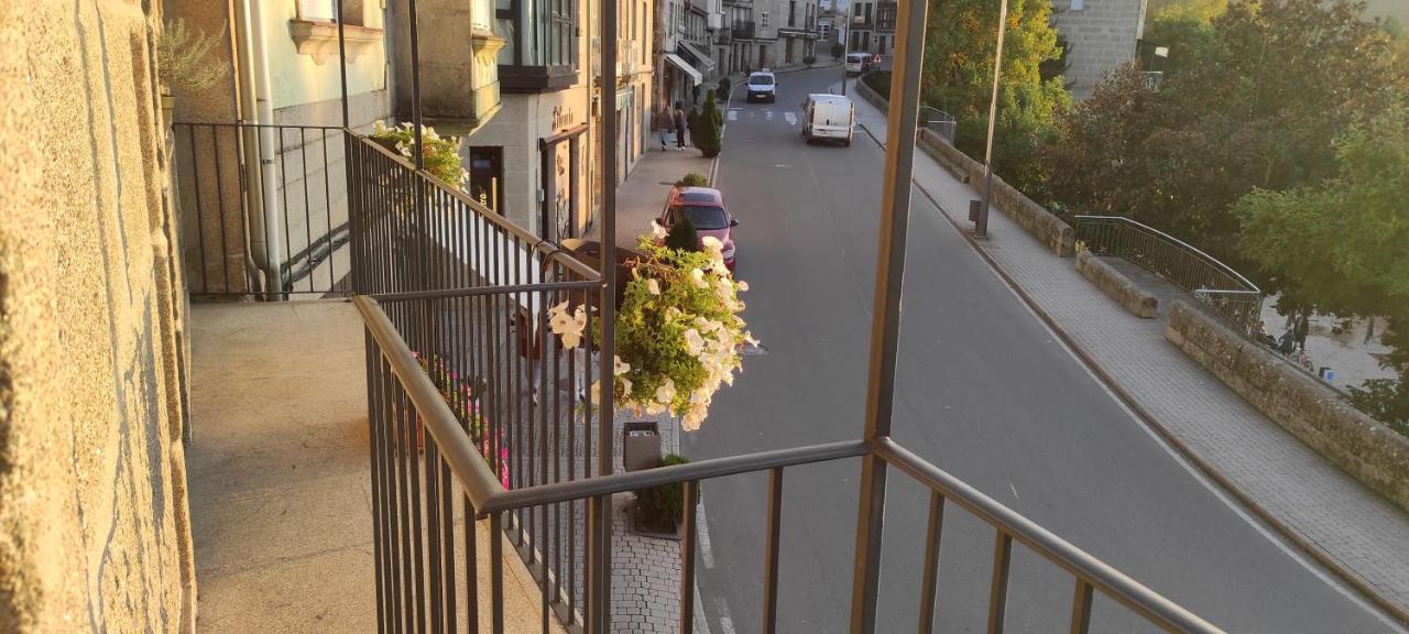 Apartamento Portovello Con Vistas Al Rio Allariz Eksteriør billede